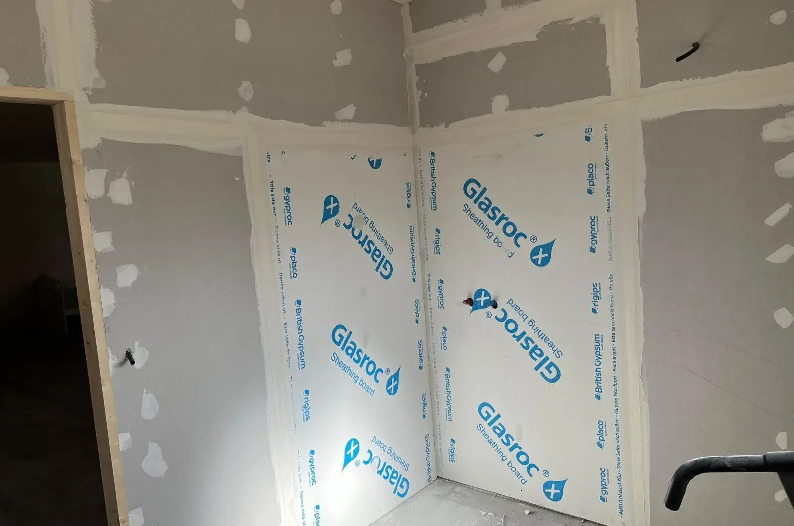 Tabique montado por DML Pladur y Escayolas.